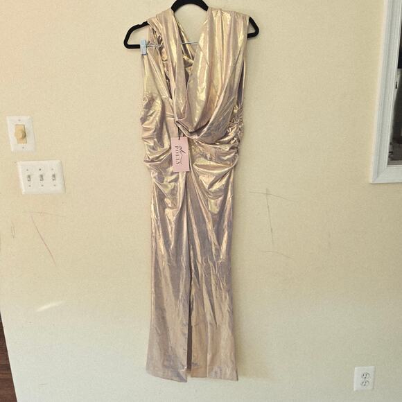 NWT Oh Polly Dalilah Metallic Maxi Gown Hooded A Light Gold Women's Size US 10 - Picture 6 of 12